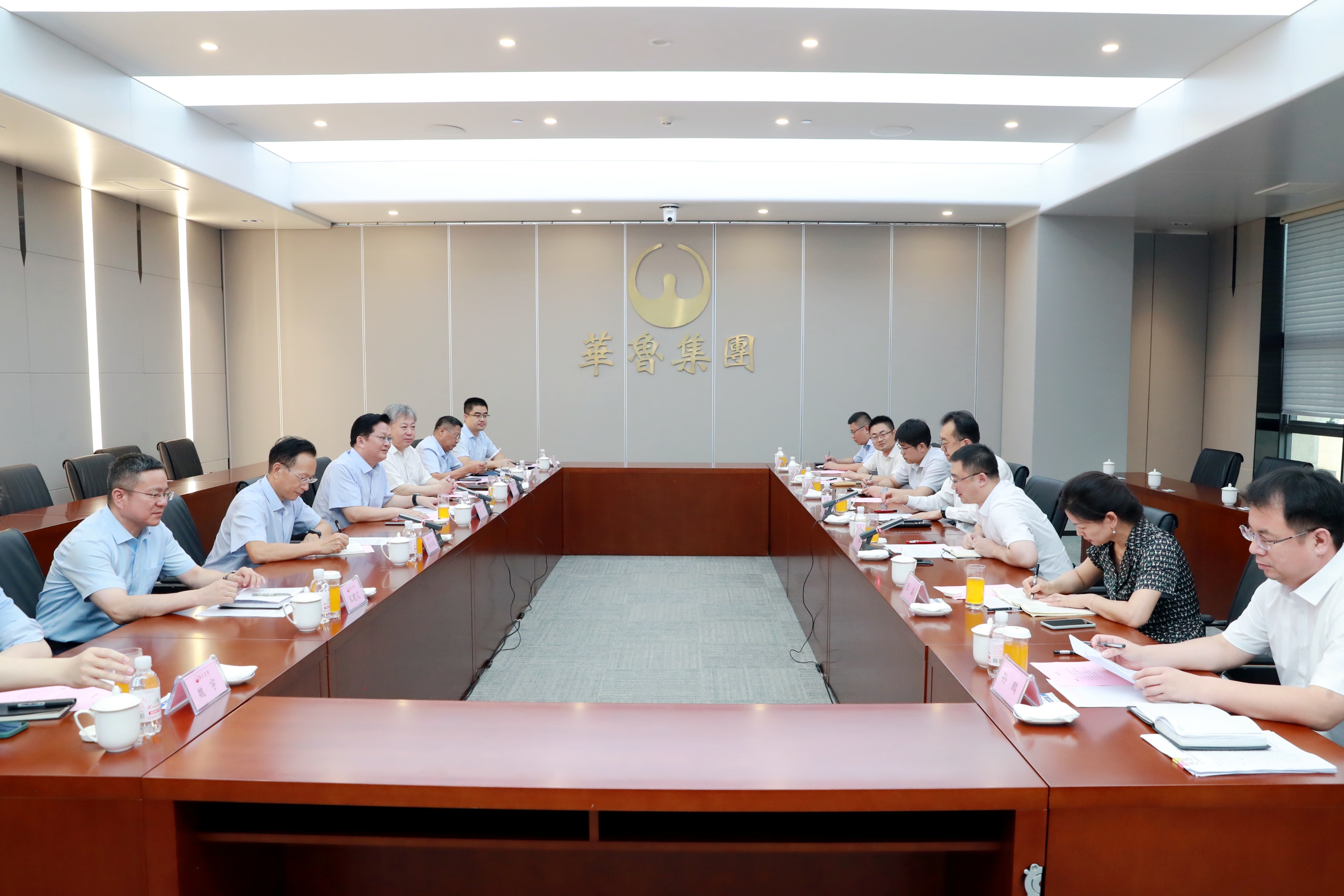 相關領導參加活動 相關領導參加活動.jpg